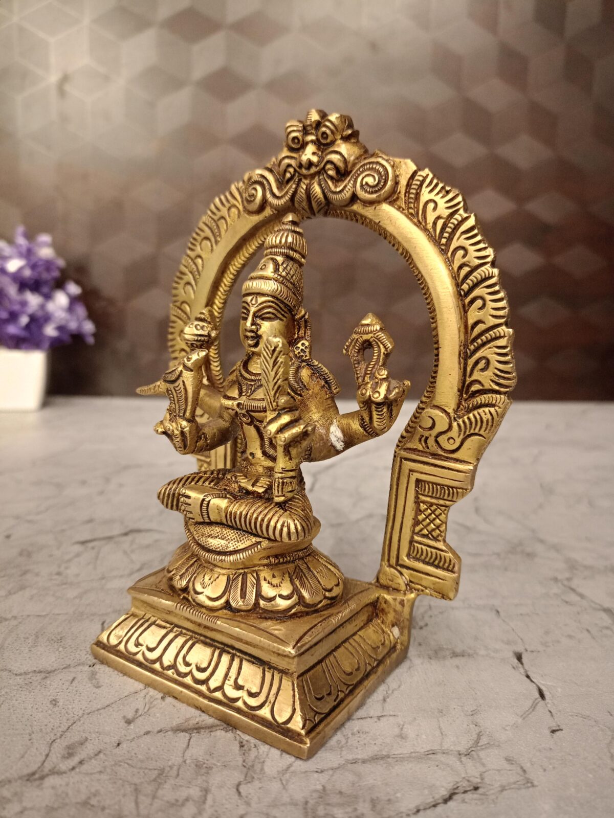 brass kamakshi idol pooja gift vgocart coimbatore india1 scaled