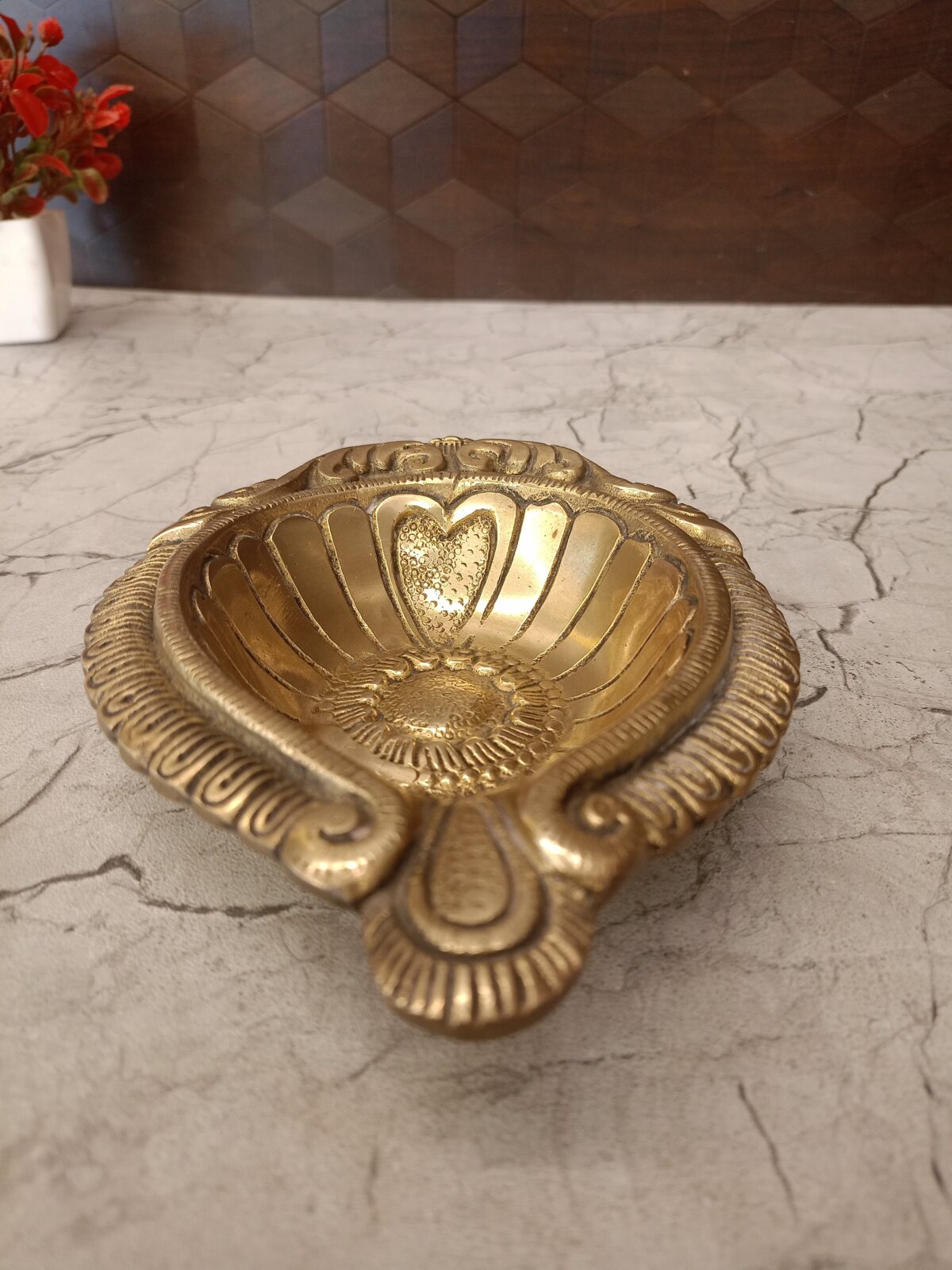 brass designer diya pooja gift vgocart coimbatore india 1 scaled