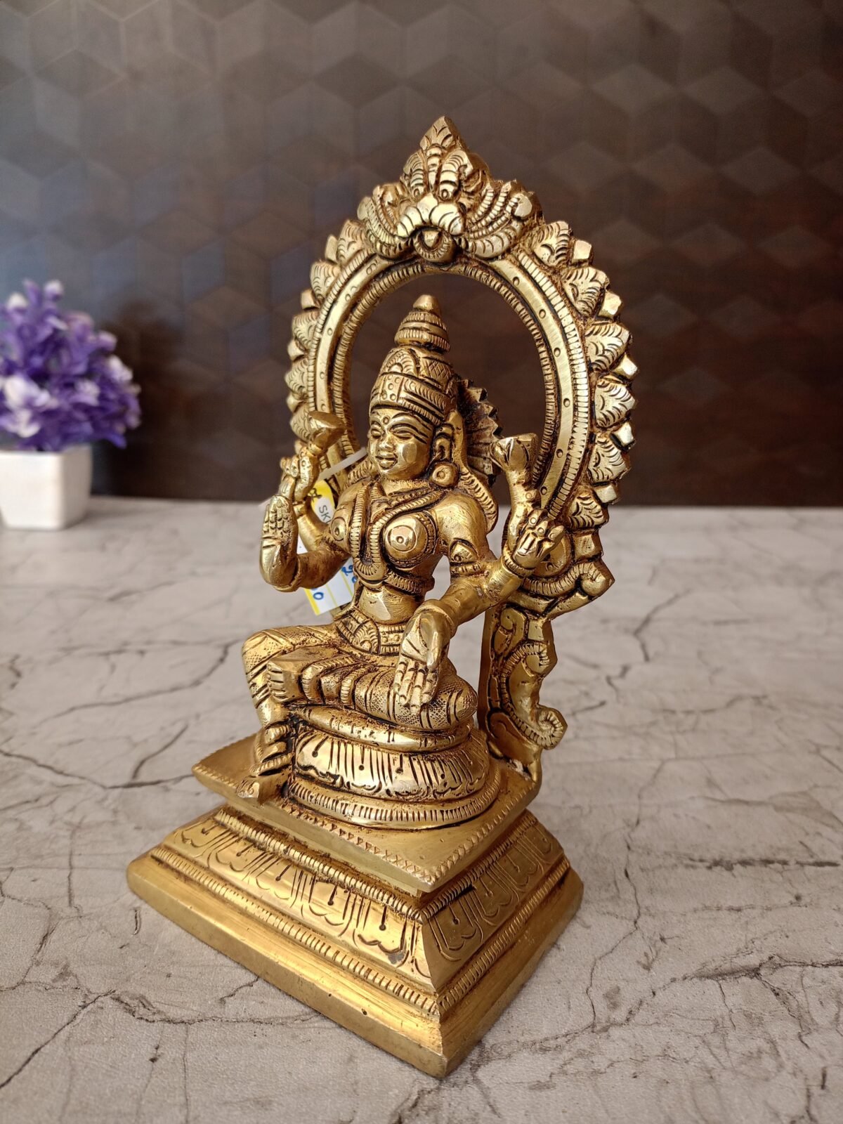 brass arch lakshmi idol pooja gift vgocart coimbatore india3 scaled
