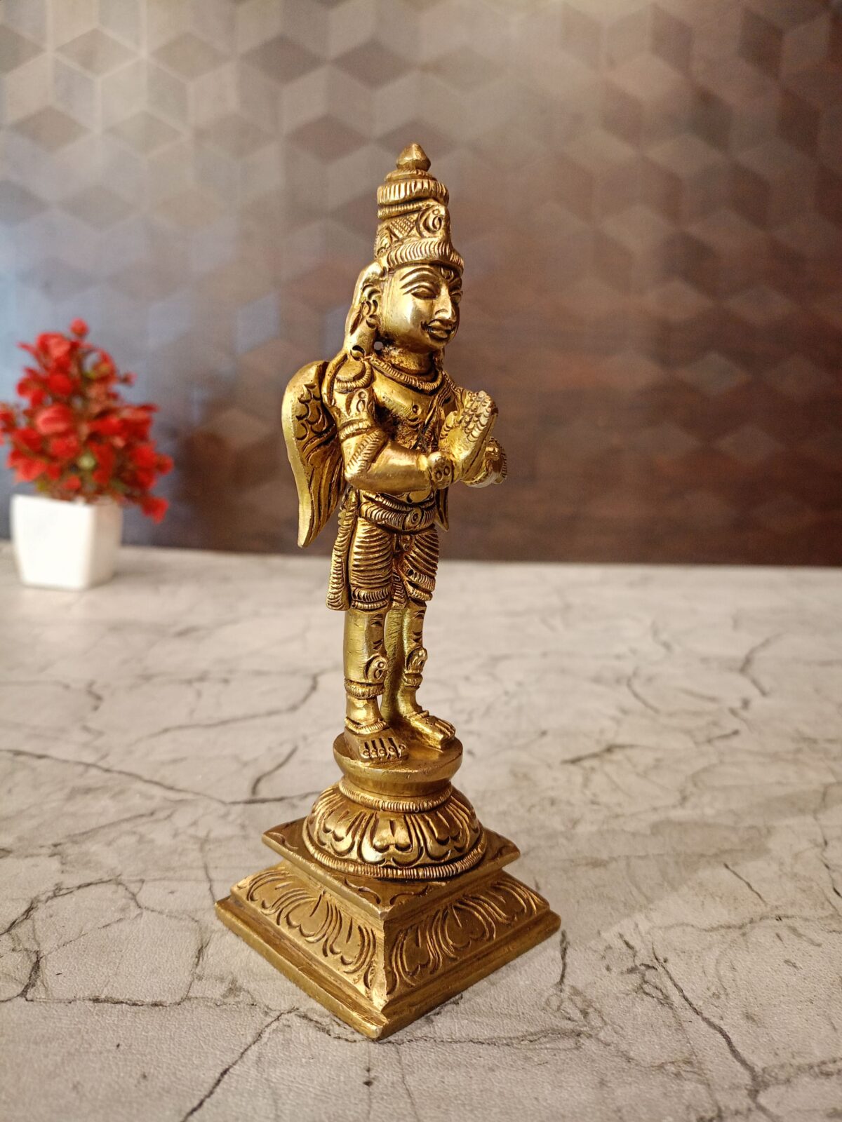 brass karudan idol pooja gift vgocart coimbatore india6 scaled