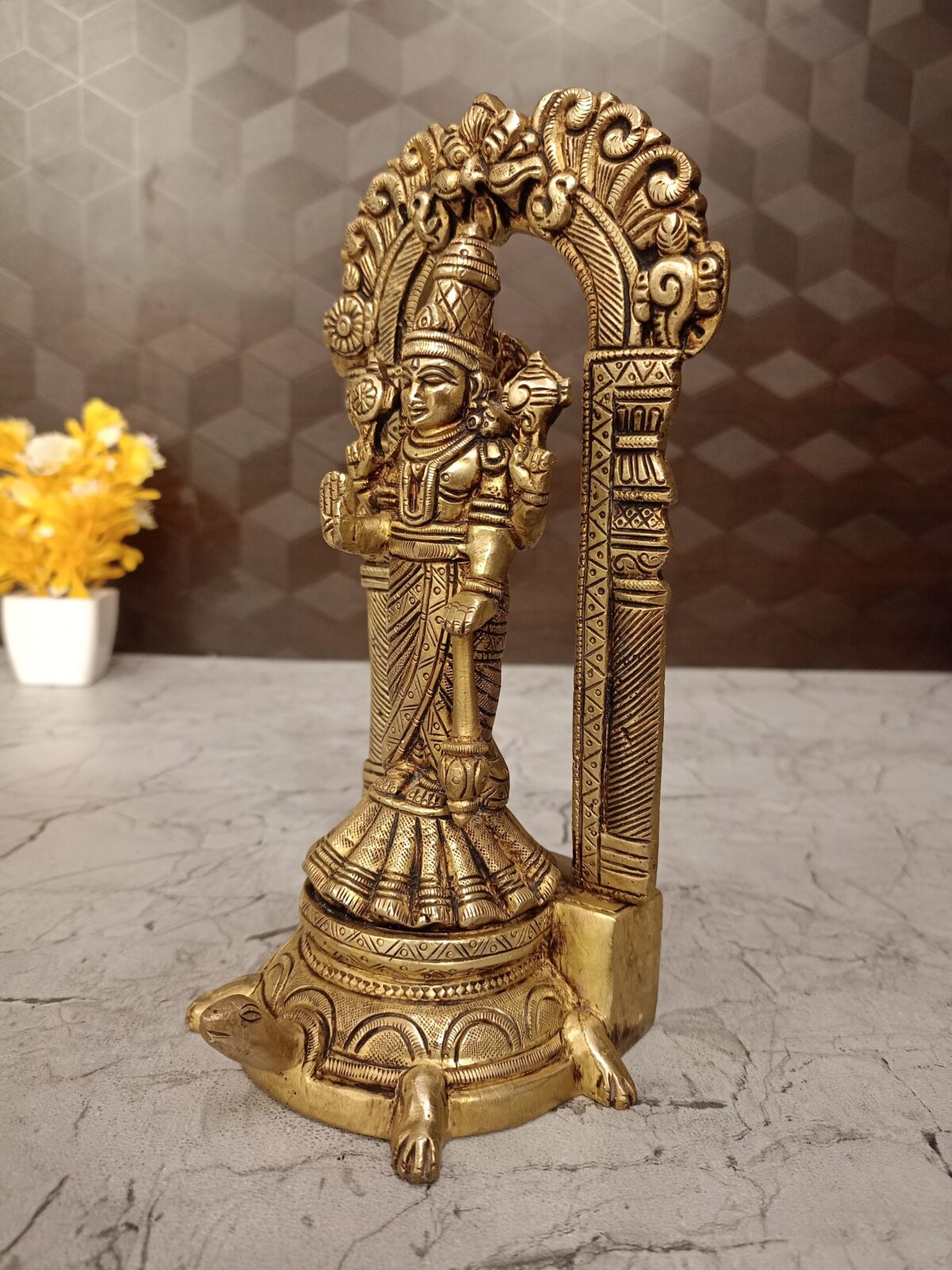 brass arch perumal idol pooja gift antique handicraft idol vgocart coimbatore india1 scaled