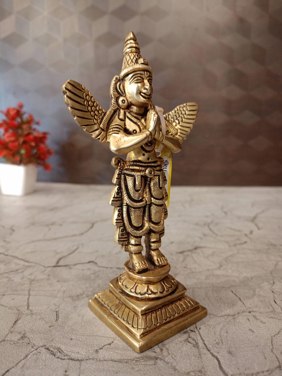 brass karudan idol pooja gift vgocart coimbatore india1 scaled