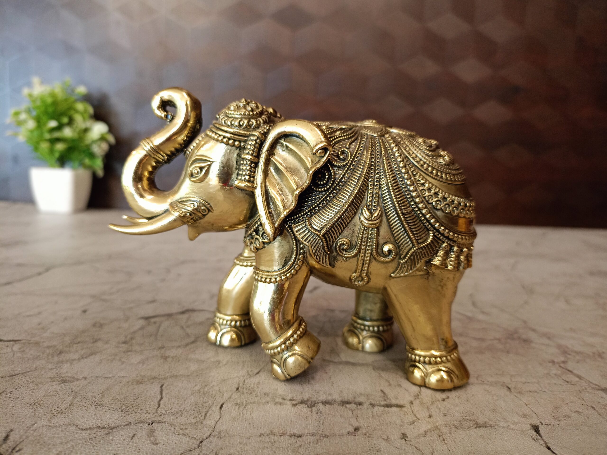 oplus_0 Brass Antique Finish Elephant Idol Small-4" - Image 1