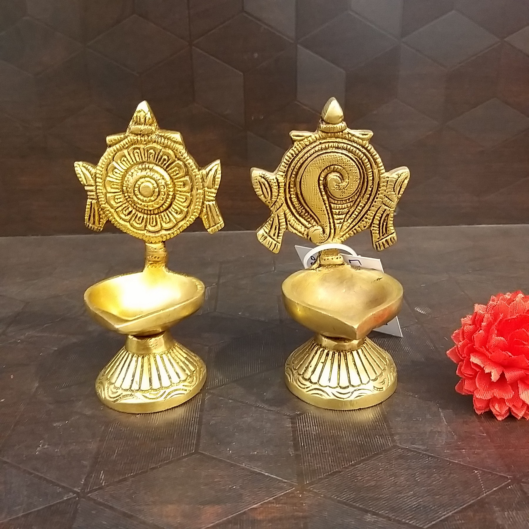 brass-sangu-chakkara-diya-home-decor-pooja-items-hindu-god-statues-gift-buy-online-coimbatore-10220 Brass Sangu Chakkara Diya Pair Idol