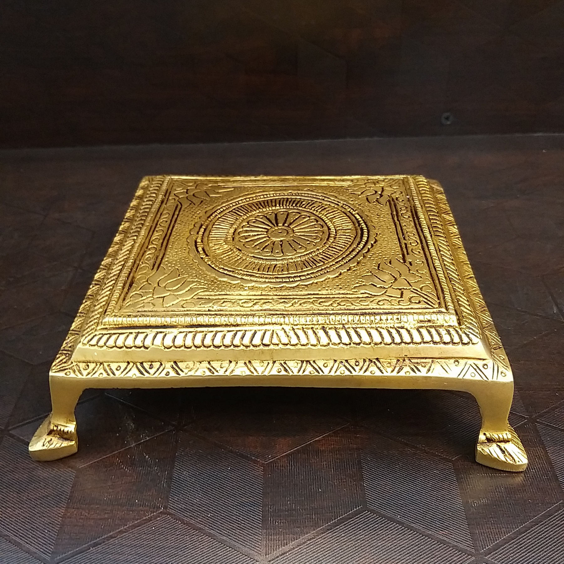 brass-small-chowki-stand-idol-home-decor-pooja-items-gift-buy-online-coimbatore-10197 Brass New Chowki Stand
