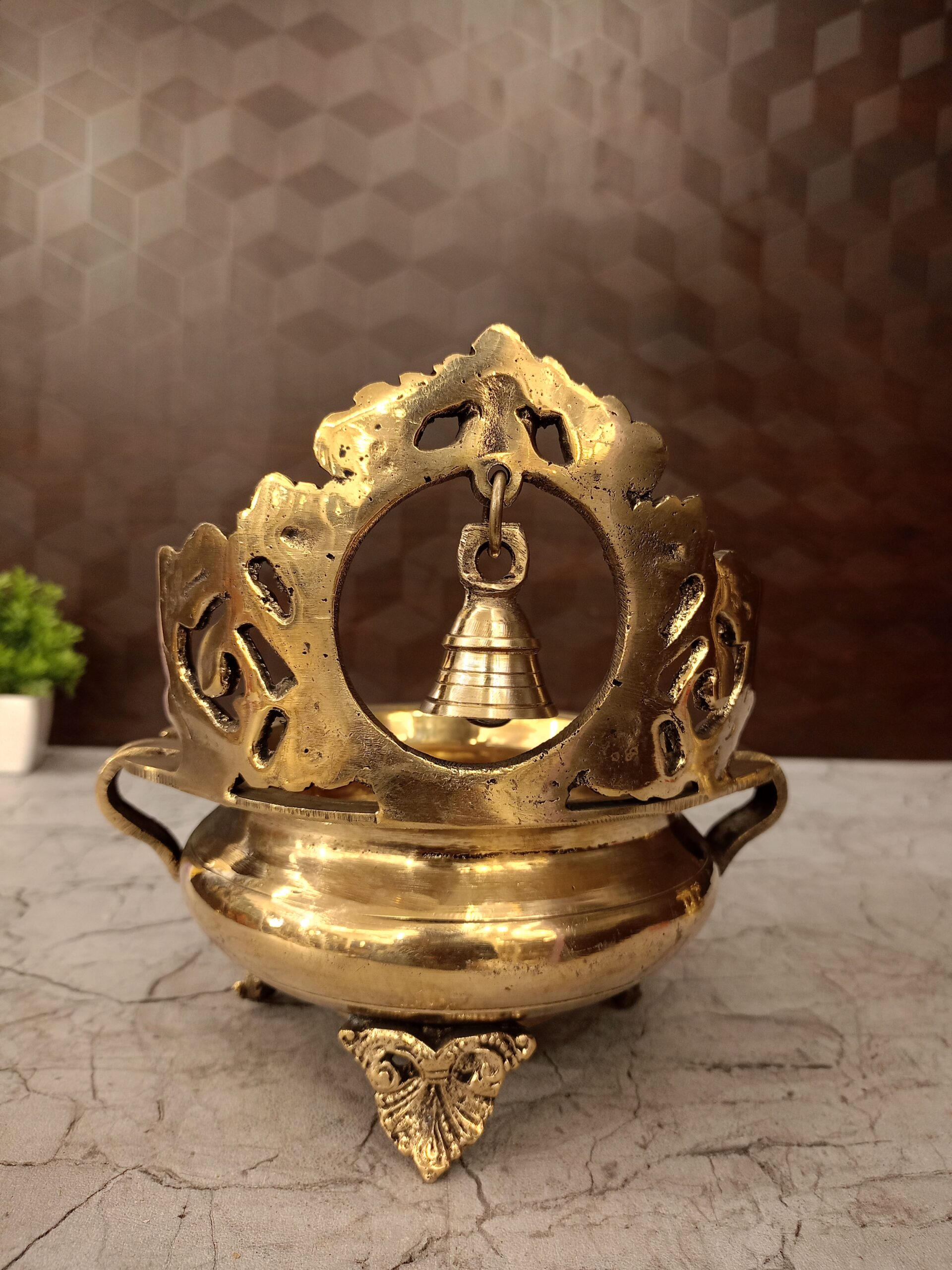 oplus_32 Brass Uruli with Bell 7" - Image 2