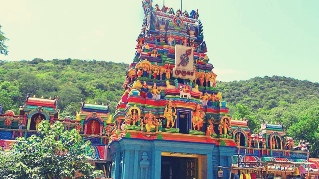 Pazhamudircholai Temple History and Timings