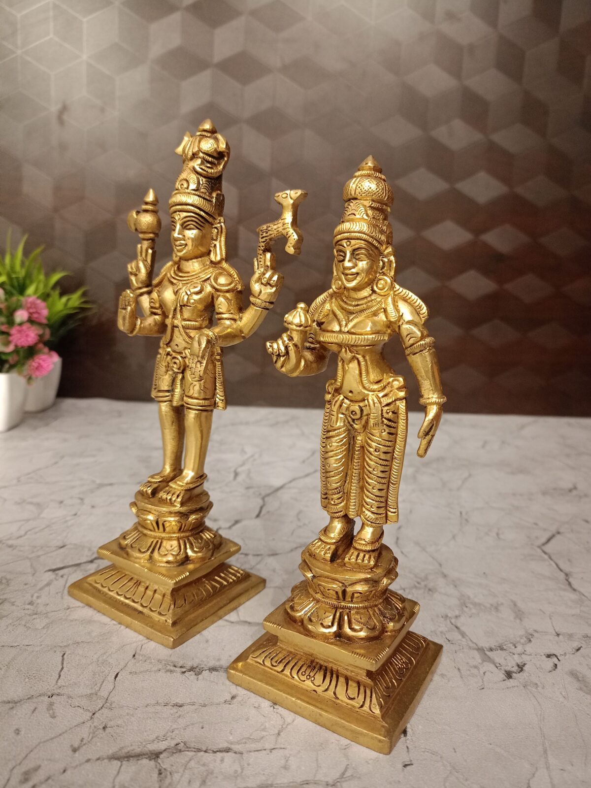 Brass Shivan Parvati Statue | Lord Shiva Parvati Pair Idol 9'' - Image 2