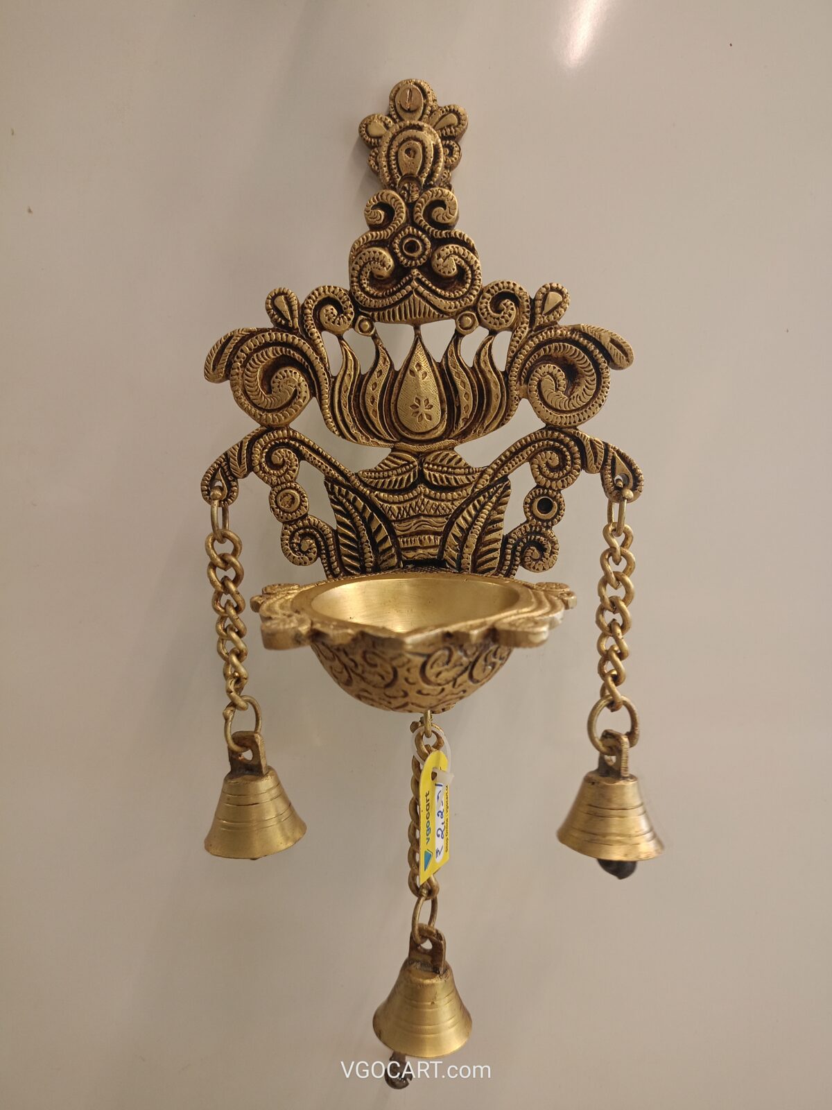 brass wall mount lotus gift vgocart coimbatore india1 scaled