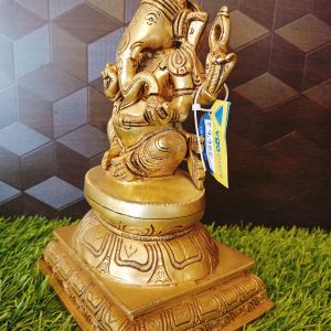 Vinayagar | Brass God Idol | Pure & Antique