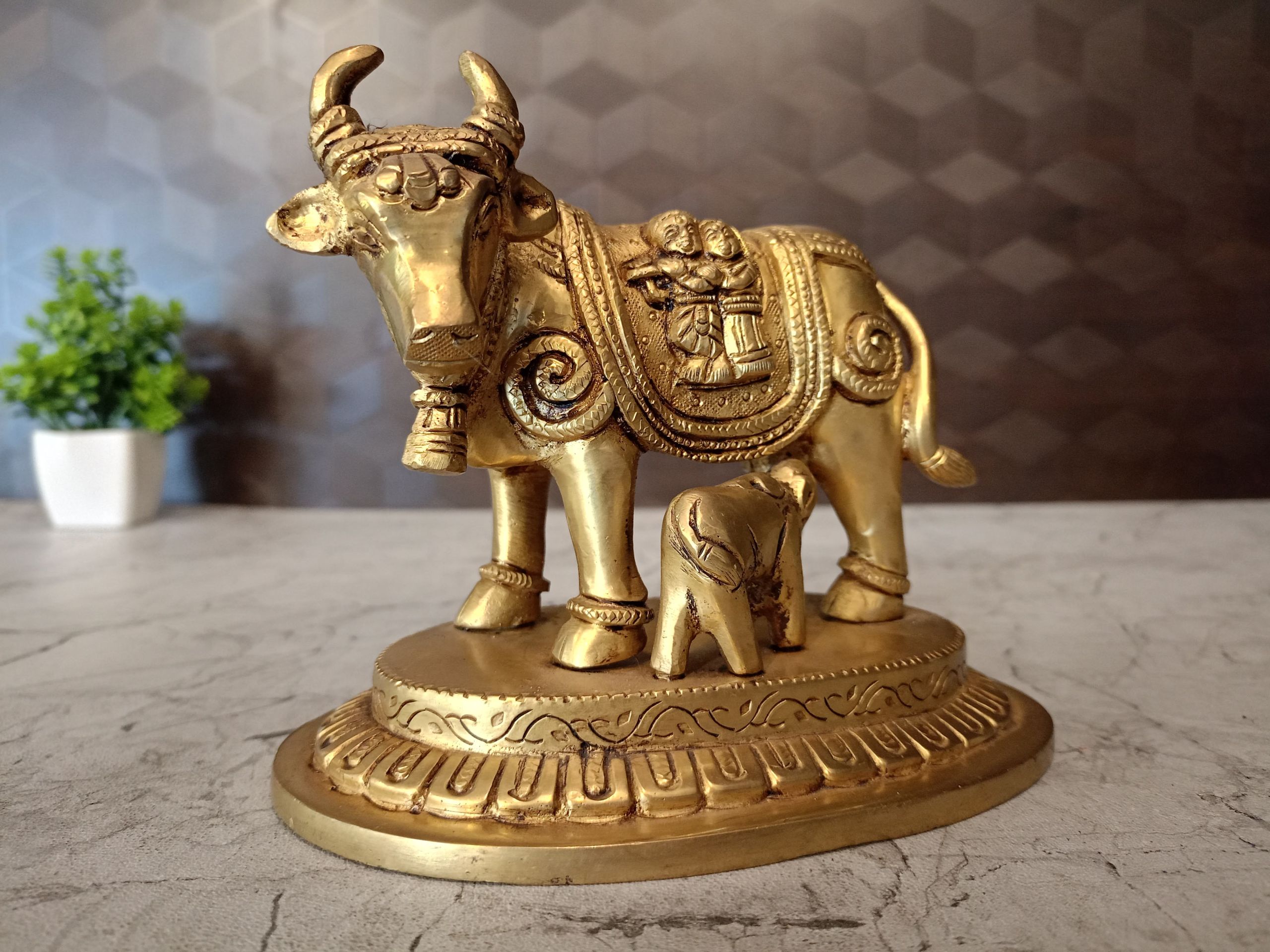 Brass Cow And Calf With Radha Krishna Idol 4″