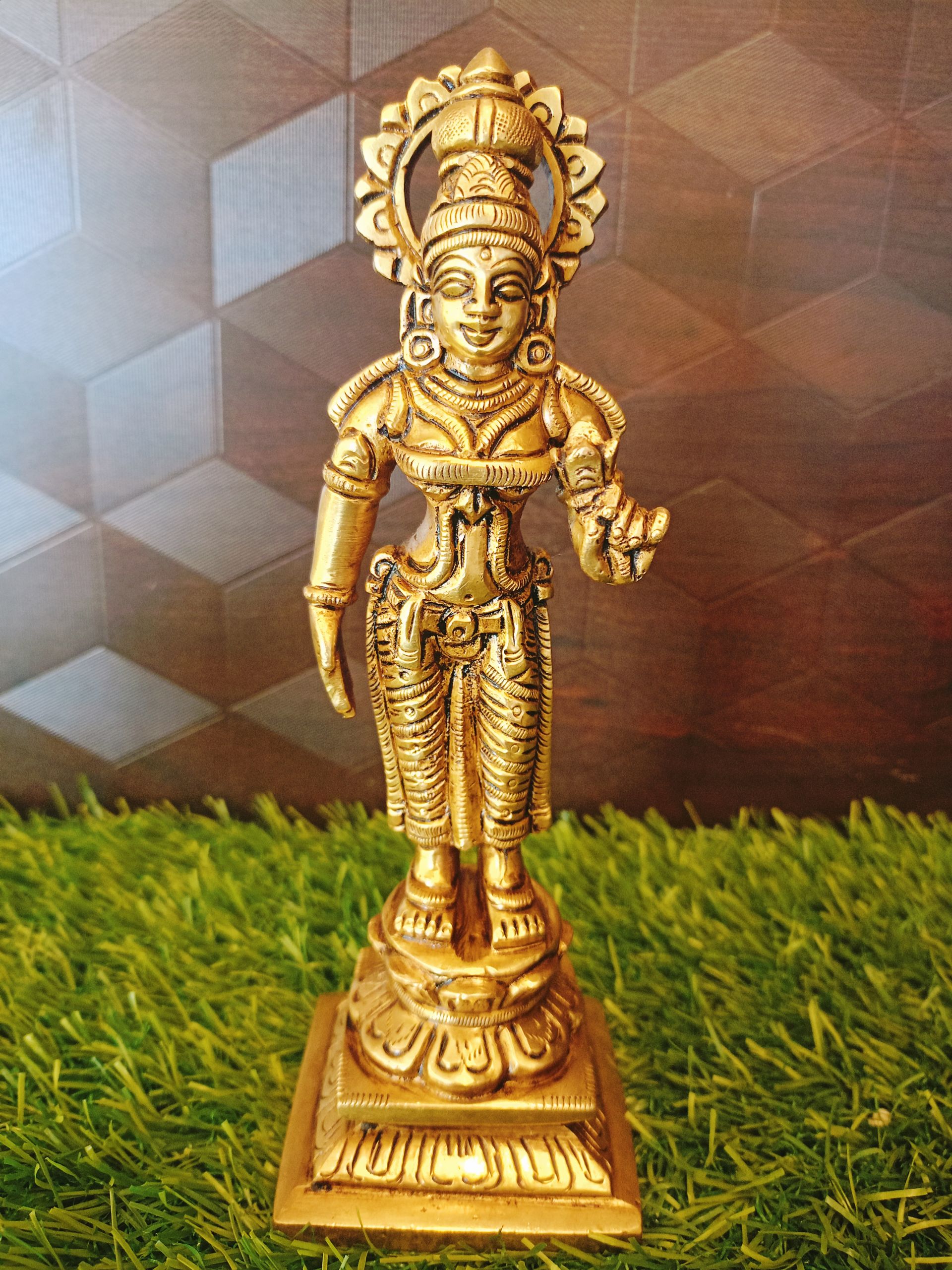 Lord Brass Murugan With valli Deivanai / Pure & Antique