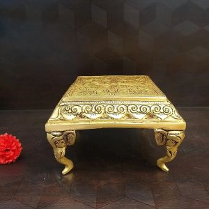 Brass Chowki Stand With Elephant Face / Pure & Antiue