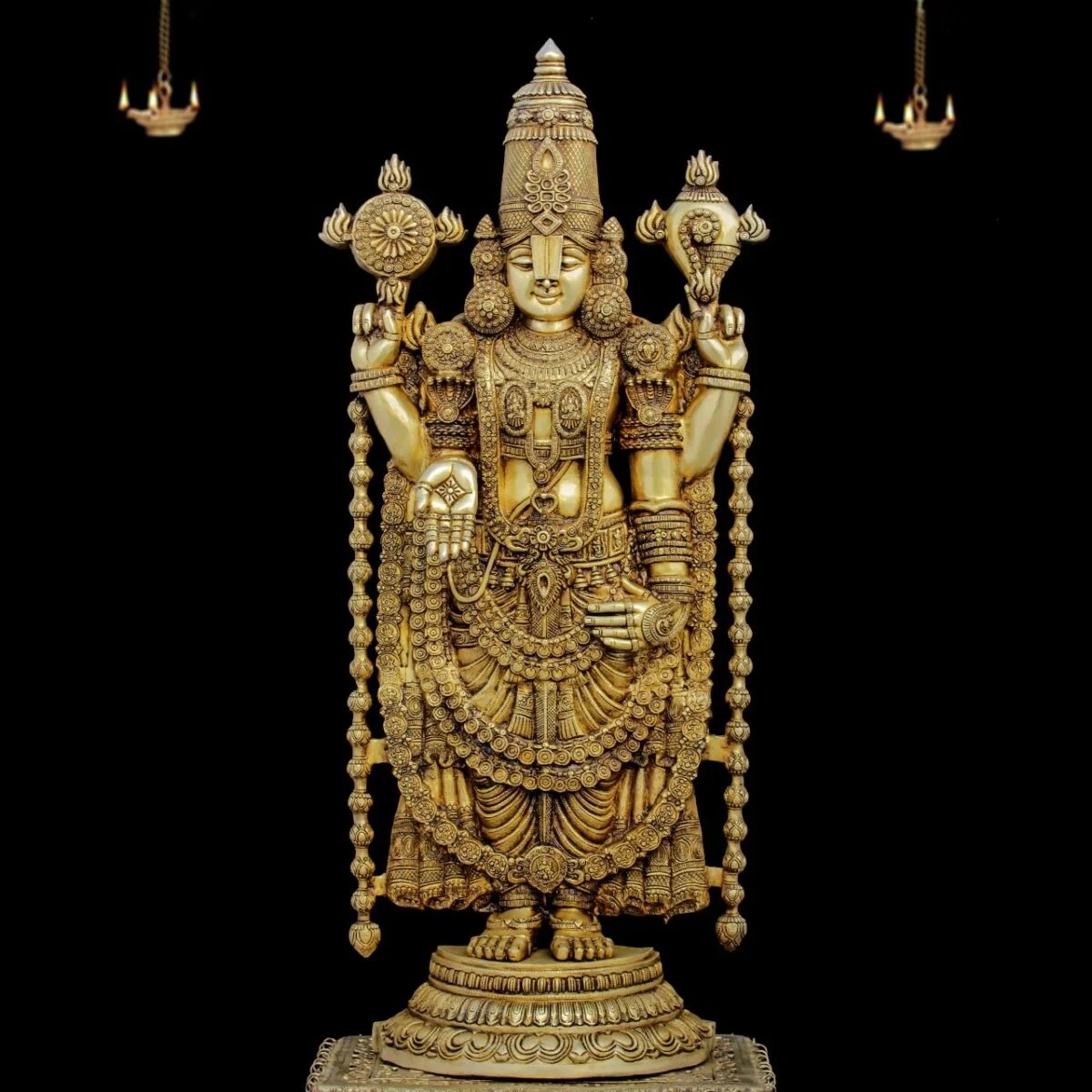 Brass dhanathiri idol , pure & Antique 12″