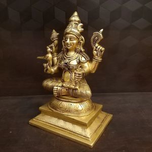 Brass Superfine Kamatchi Amman Idol , Pure & Antique 10″