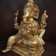 Pure Brass Well Designed Ganesha statue