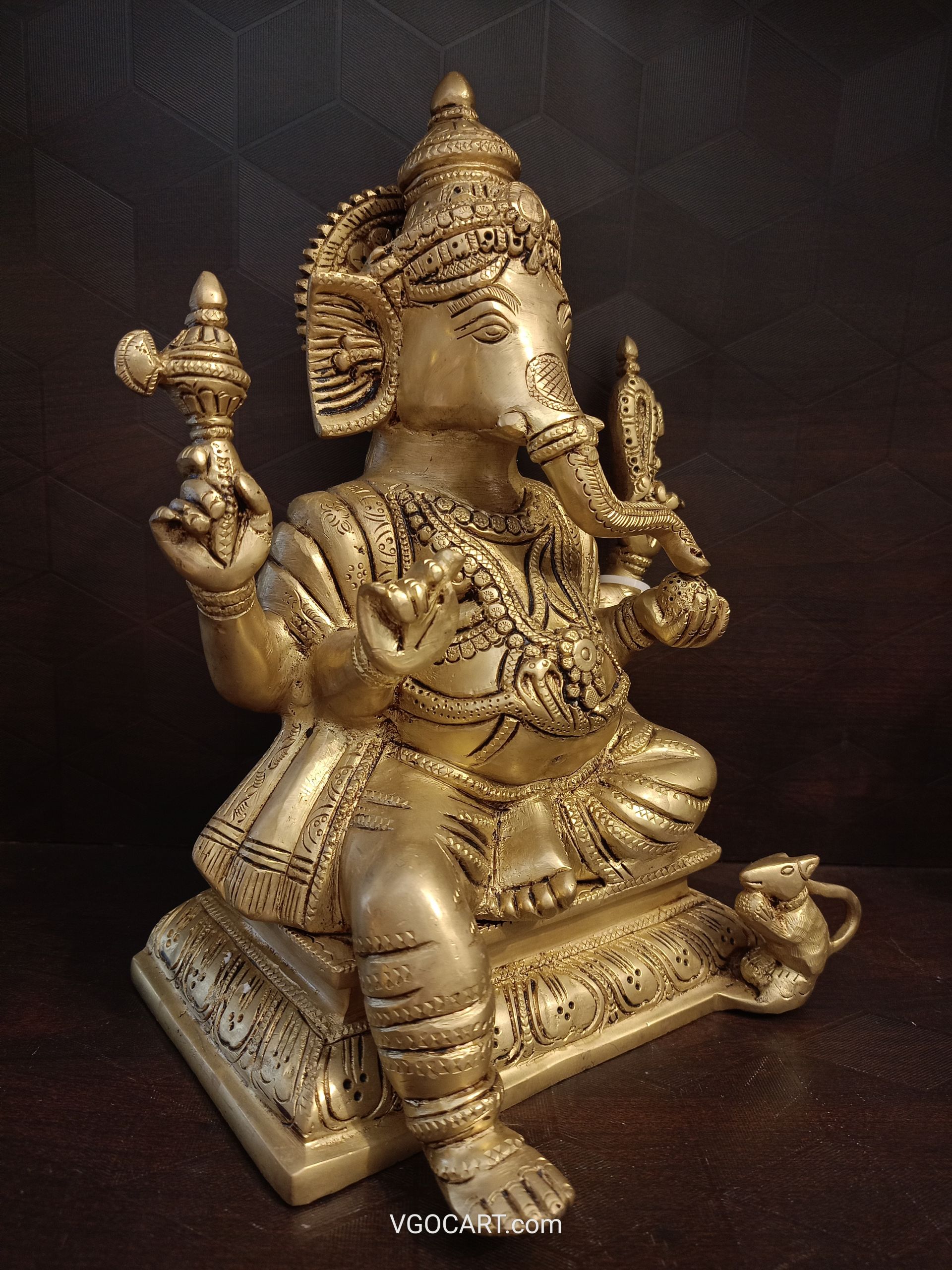 Pure Brass Well Designed Ganesha statue