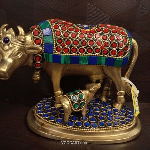 Brass Color Stone Finish Cow And Calf 4.5″ For Pooja