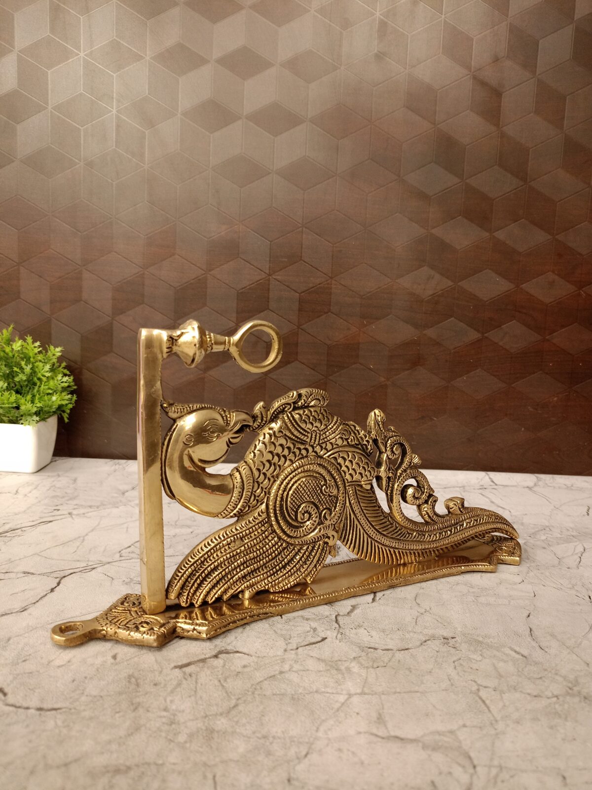brass peacock bracket wall mount gift vgocart coimbatore india2 scaled