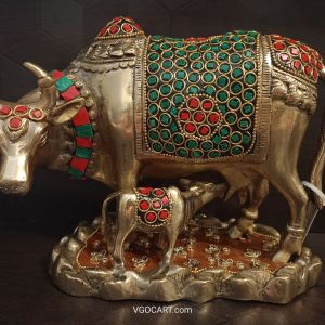 Brass Cow And Calf Stone Finishing 6.5″