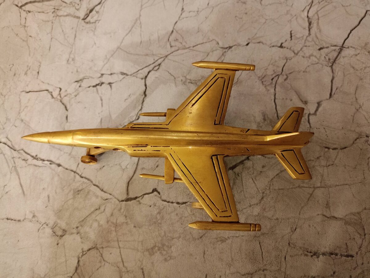 brass aeroplane idol gift vgocart coimbatore india1 scaled