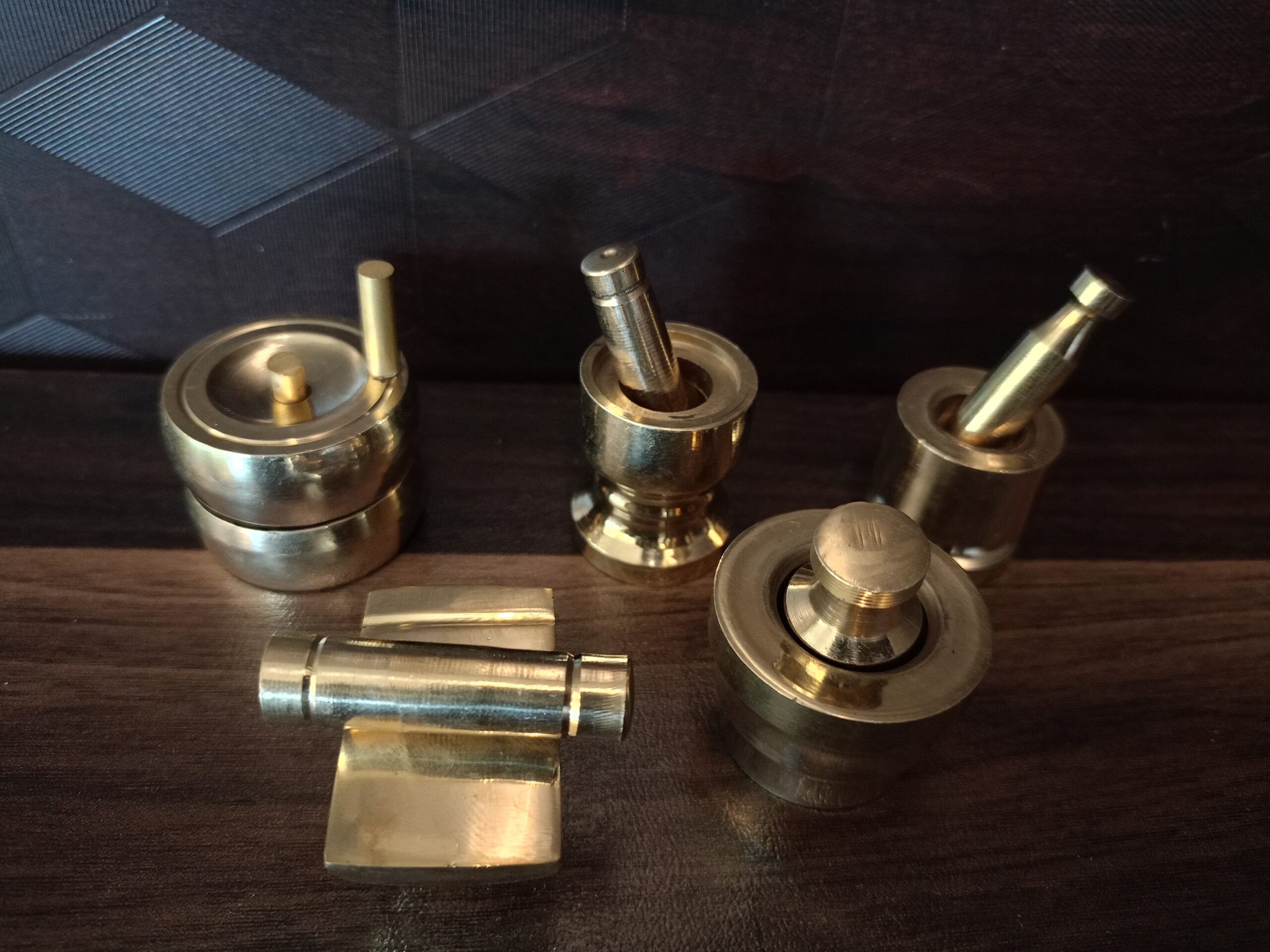 oplus_0 Brass Gowramma Set / For Pooja - Image 1