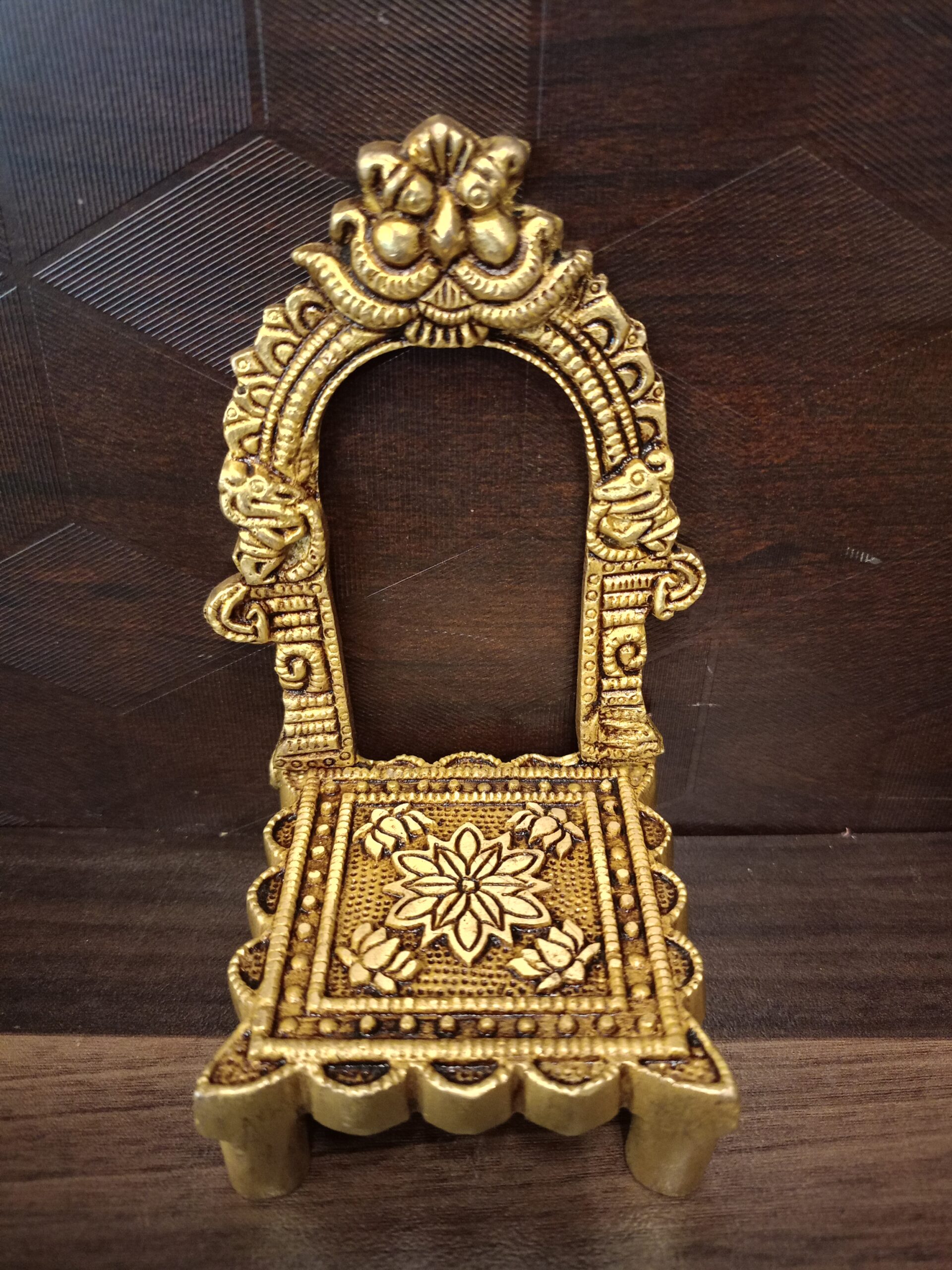 oplus_32 Buy Brass Thiruvachi Small 4.5" - Image 1