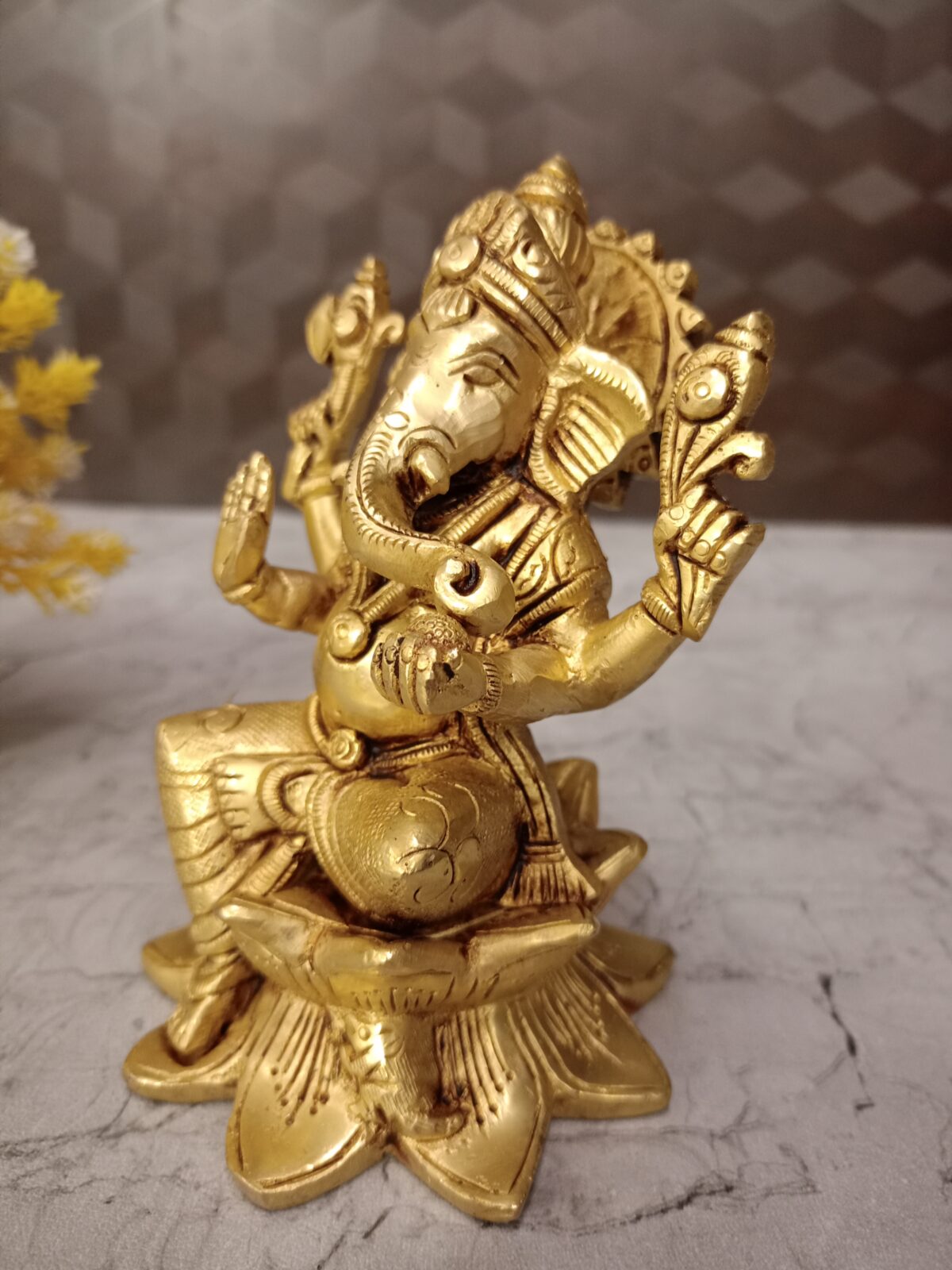 brass lotus ganesha idol pooja gift antique vgocart coimbatore india2 scaled