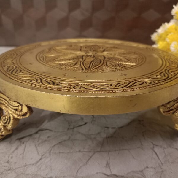 Buy Brass Round Chowki Statnd 3" for Home decor