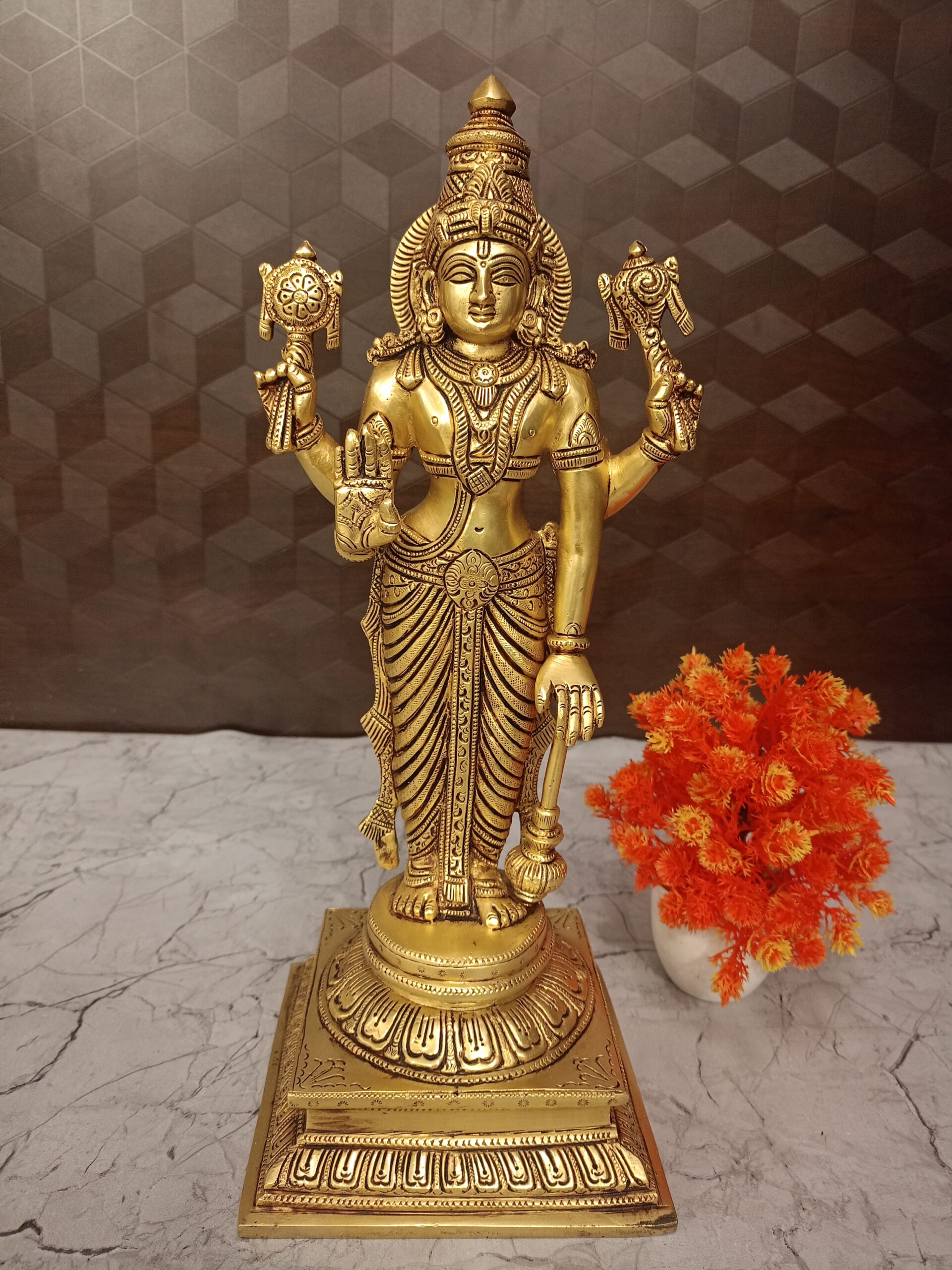 oplus_32 Buy Brass Vishnu Bahavan Statue 14.5 " For Pooja - Image 1