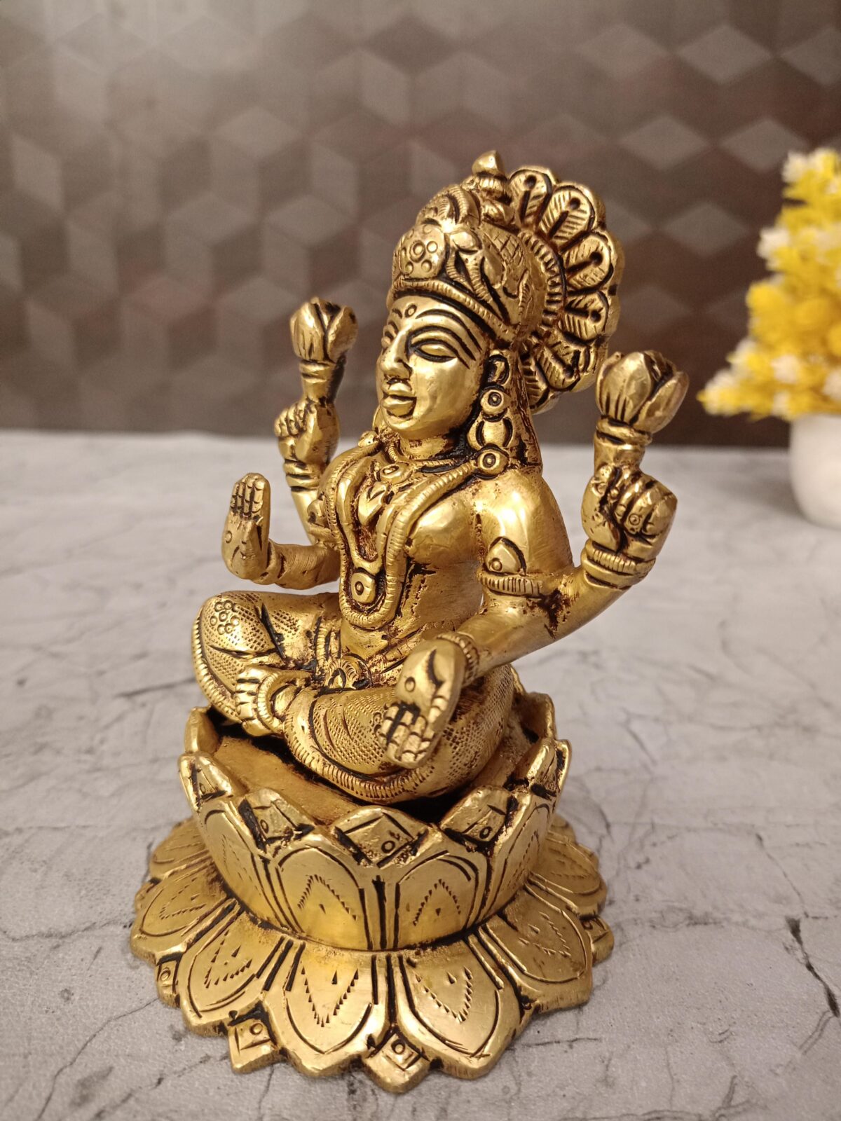 brass lakshmi idol pooja gift vgocart coimbatore india4 scaled