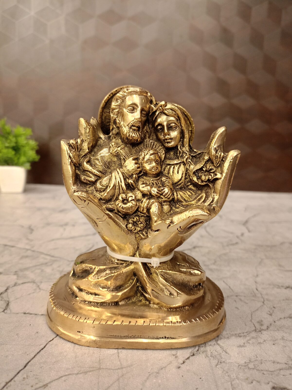 brass jesus family idol pooja gift vgocart coimbatore india3 scaled
