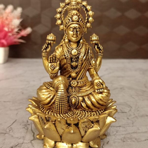 Buy Brass Fine Art Lakshmi Sitting On Lotus Statue 6"