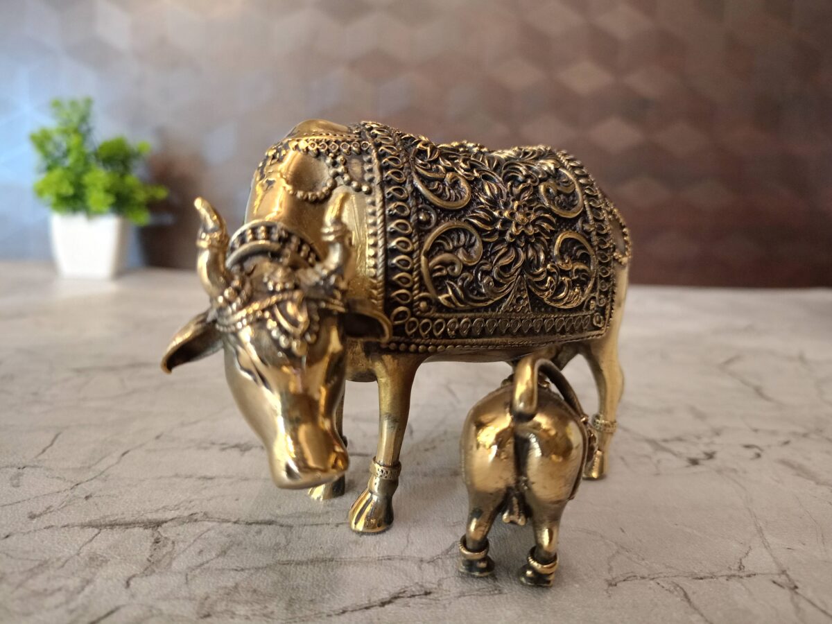 brass cow calf fine art pooja gift vgocart coimbatore india1 scaled