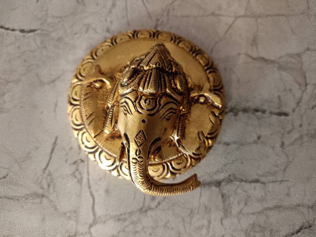 brass ganesha wall mount pooja gift vgocart coimbatore india scaled