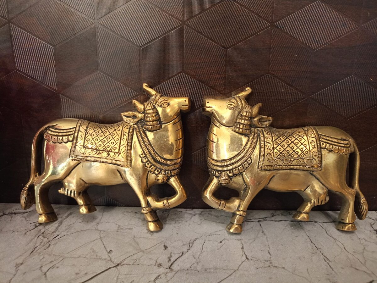 brass cow pooja wall mount vgocart coimbatore india1 scaled