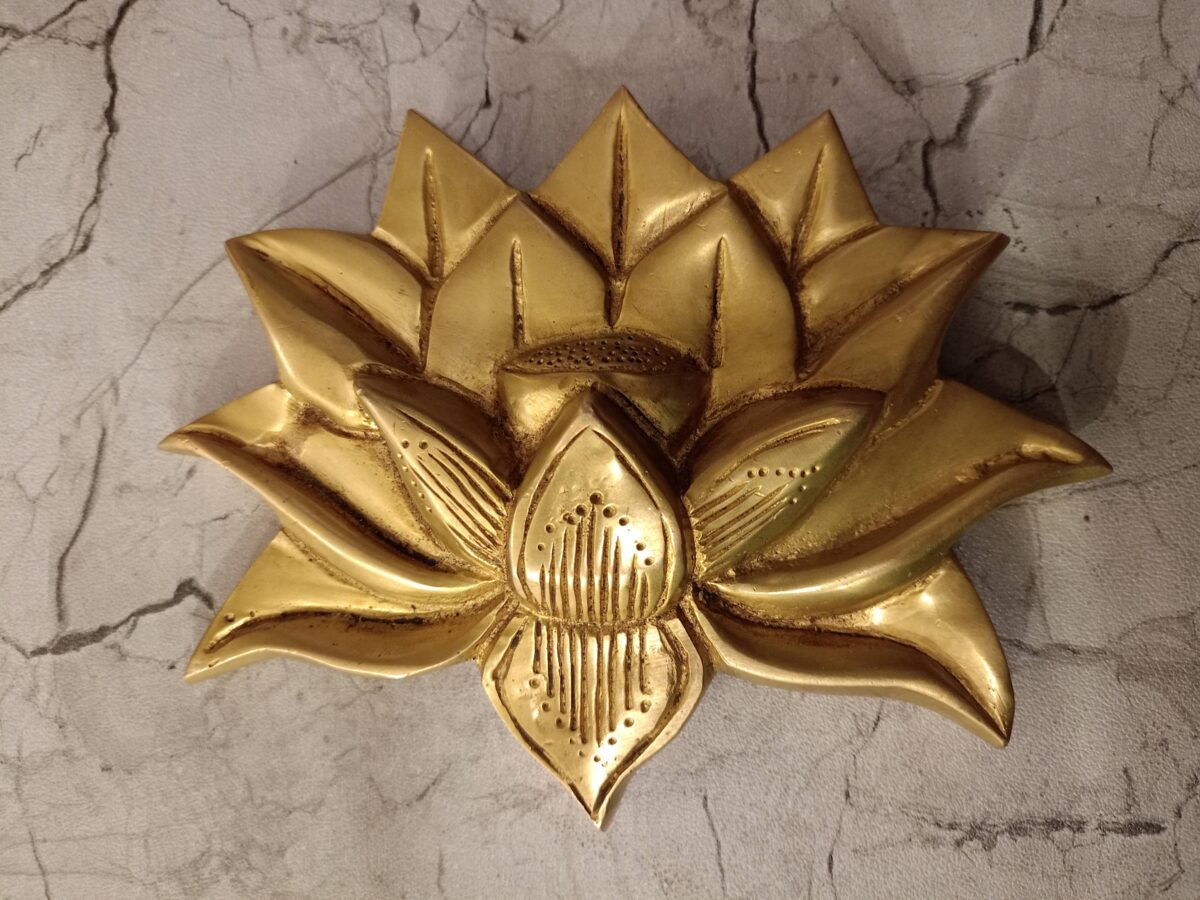 Buy Brass Handicraft Lotus Wall Mount 5″