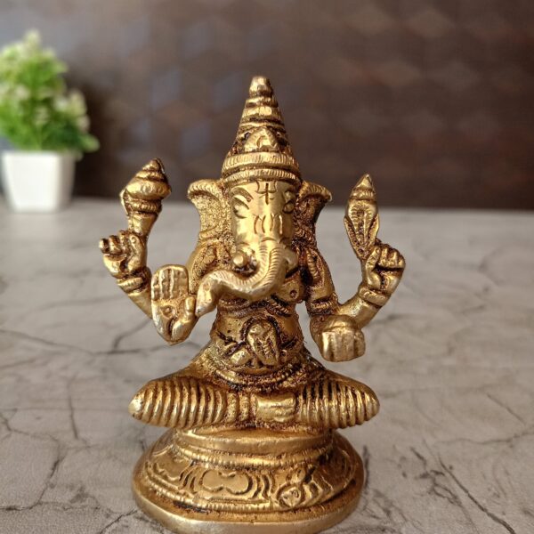 Brass Valamburi Ganesha Statue 3.5"