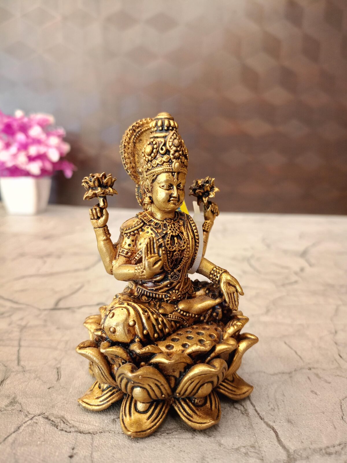 brass fine art lakshmi idol pooja gift vgocart coimbatore india3 scaled