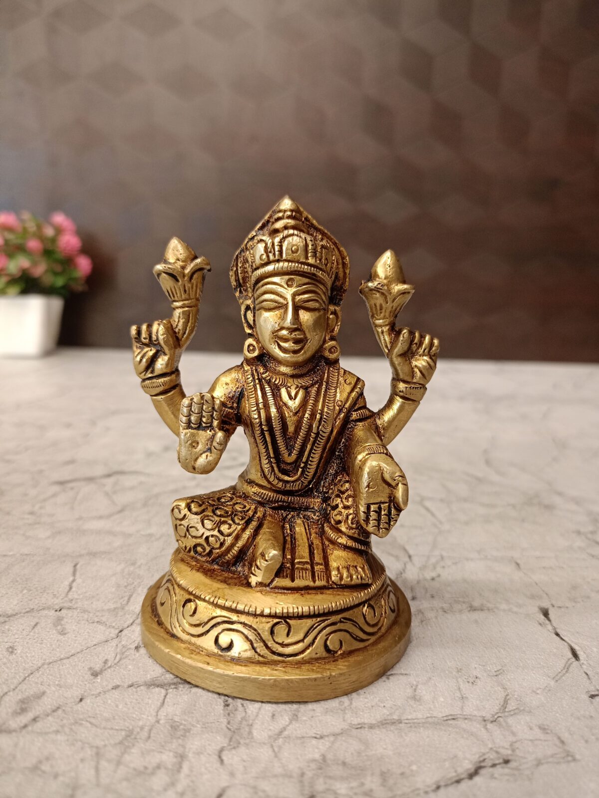 brass lakshmi idol pooja gift vgocart coimbatore india 6 scaled