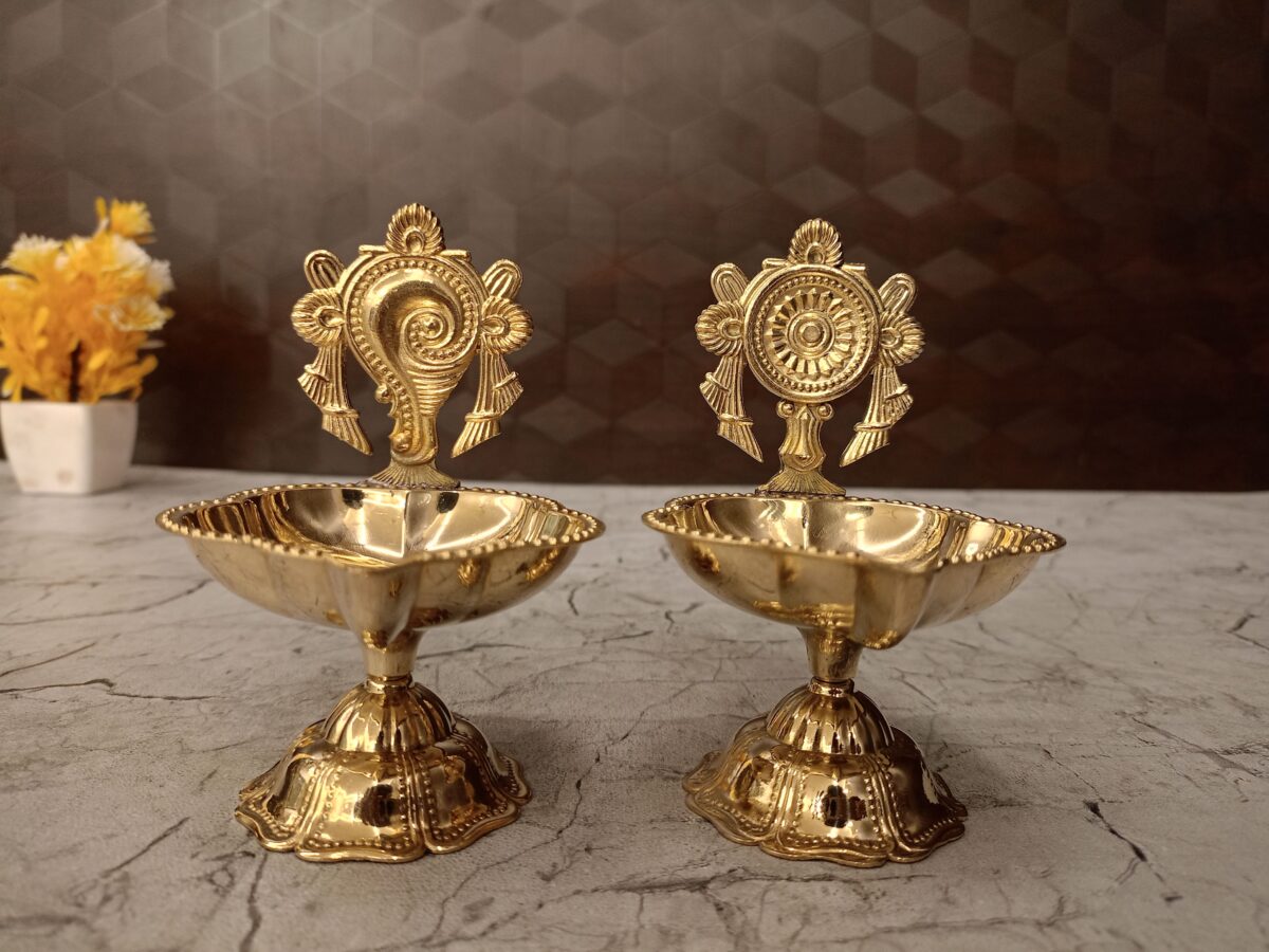 brass fine art sangu chakra diya pooja gift vgocart coimbatore india1 scaled