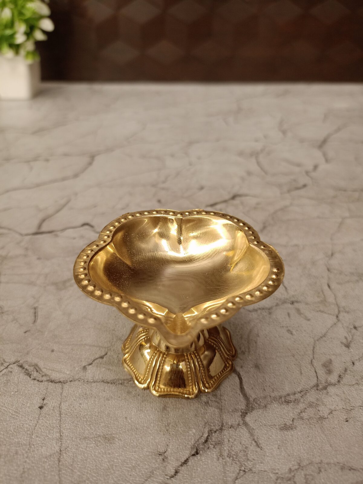 brass fine art single face diya pooja gift vgocart coimbatore india3 scaled