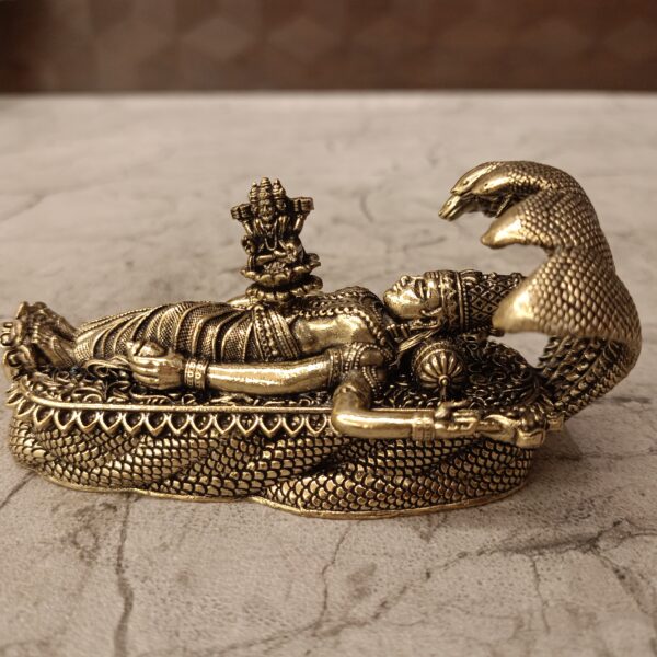 Brass Fine Art Padmanathar Idol