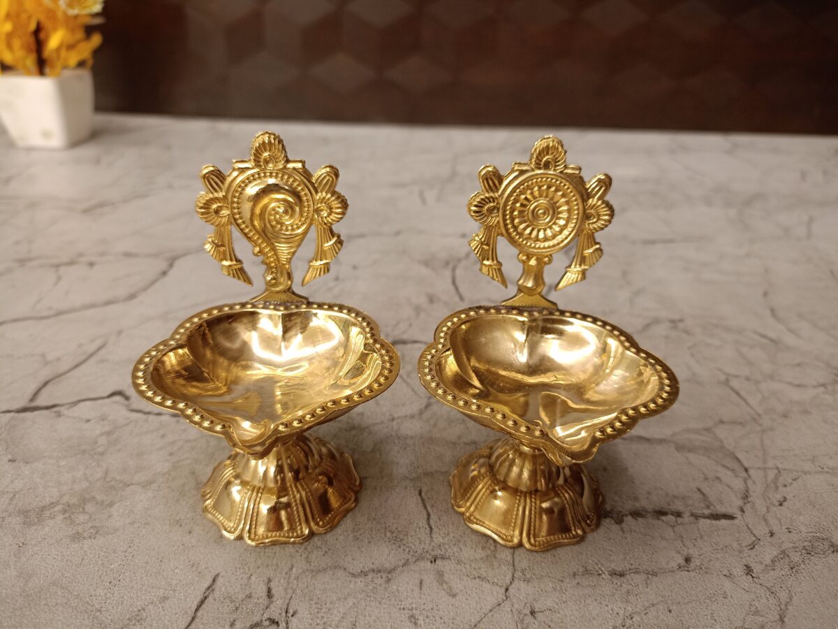 brass sangu chakra diya pooja gift vgocart coimbatore india1 scaled