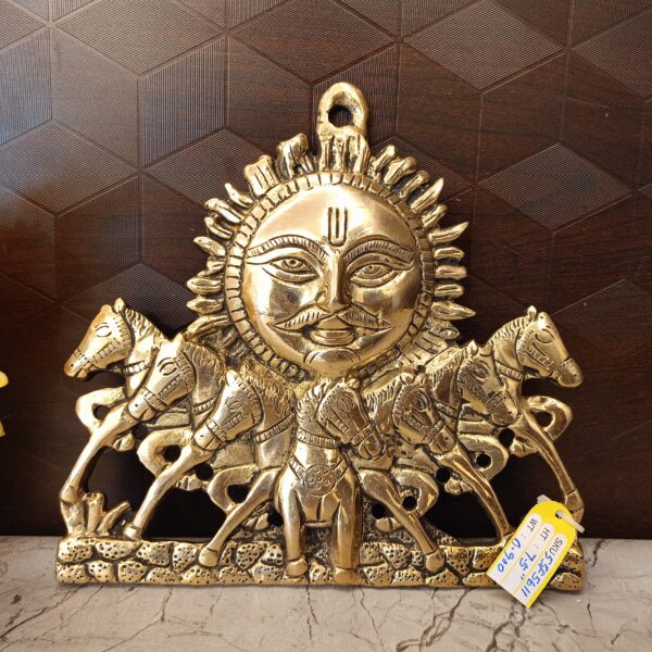brass-sun-face-horse