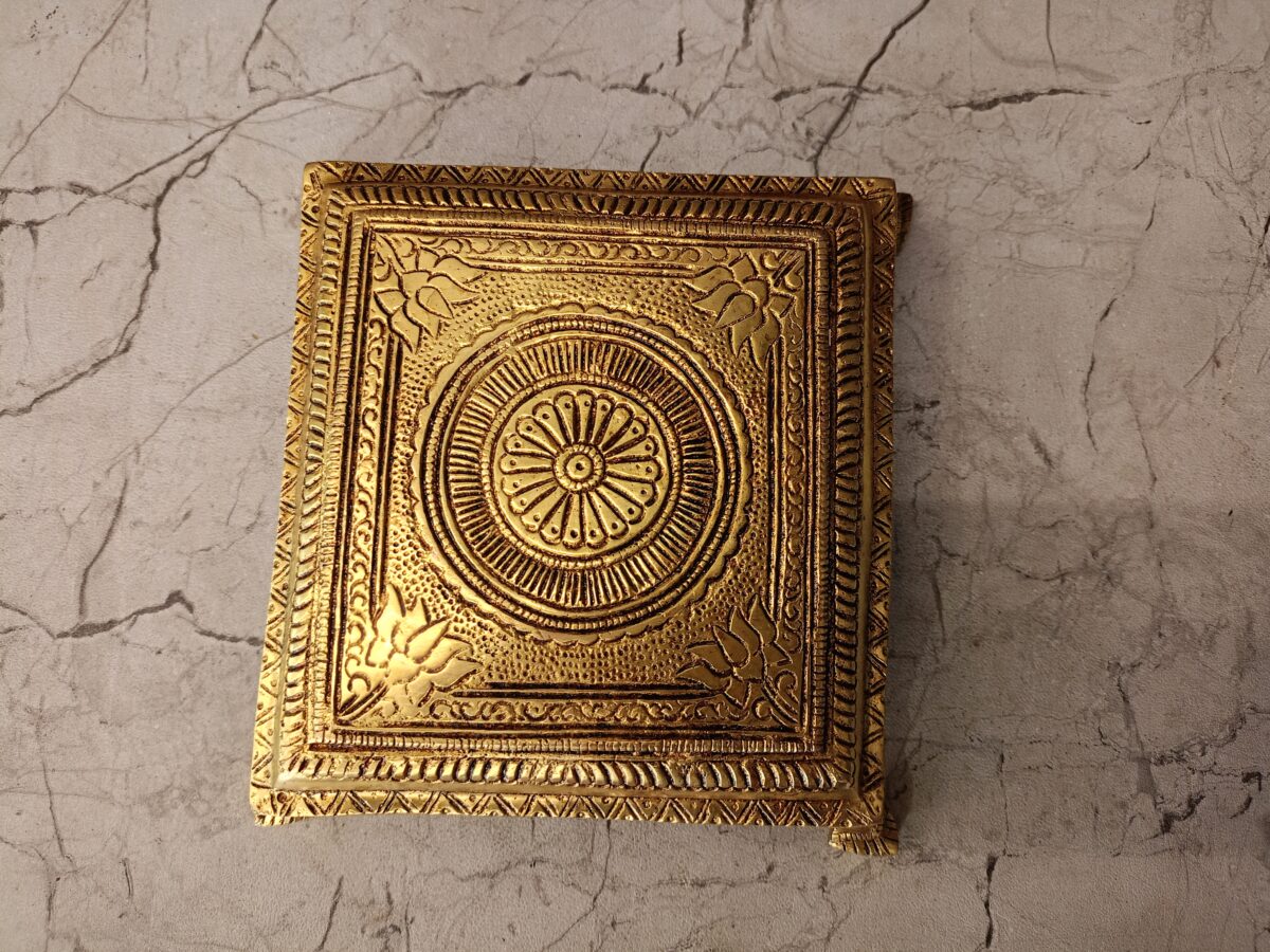 brass chowki stand pooja gift vgocart coimbatore india2 scaled