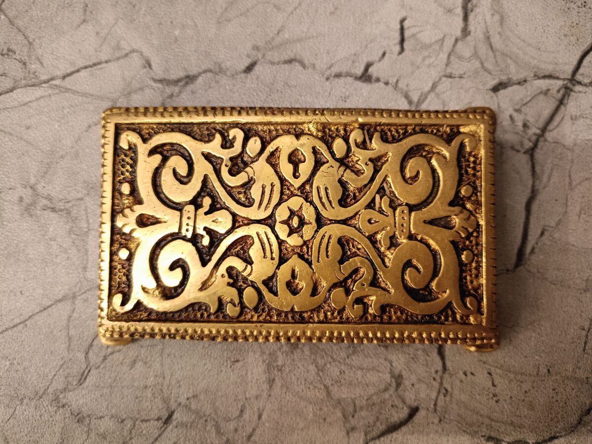 brass designer chowki stand pooja gift vgocart coimbatore india1 scaled