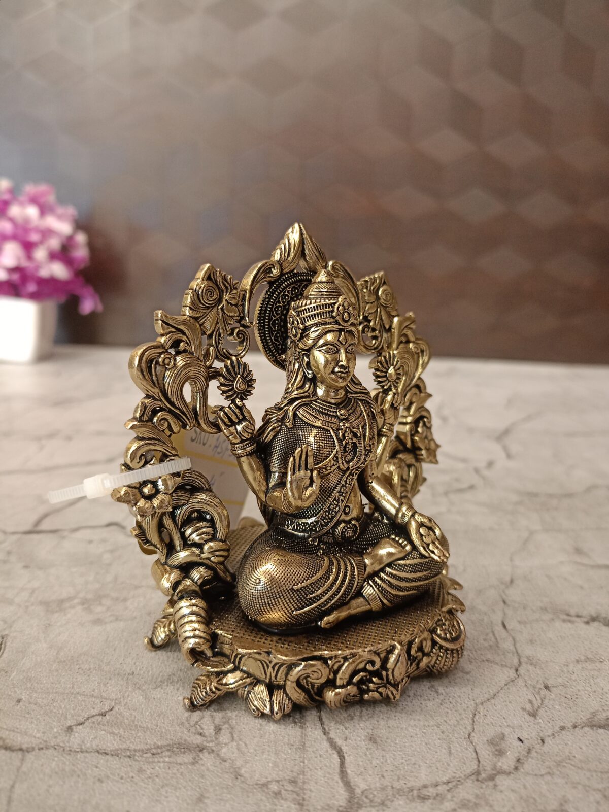 brass fine art arch lakshmi idol pooja gift vgocart coimbatore india1 scaled