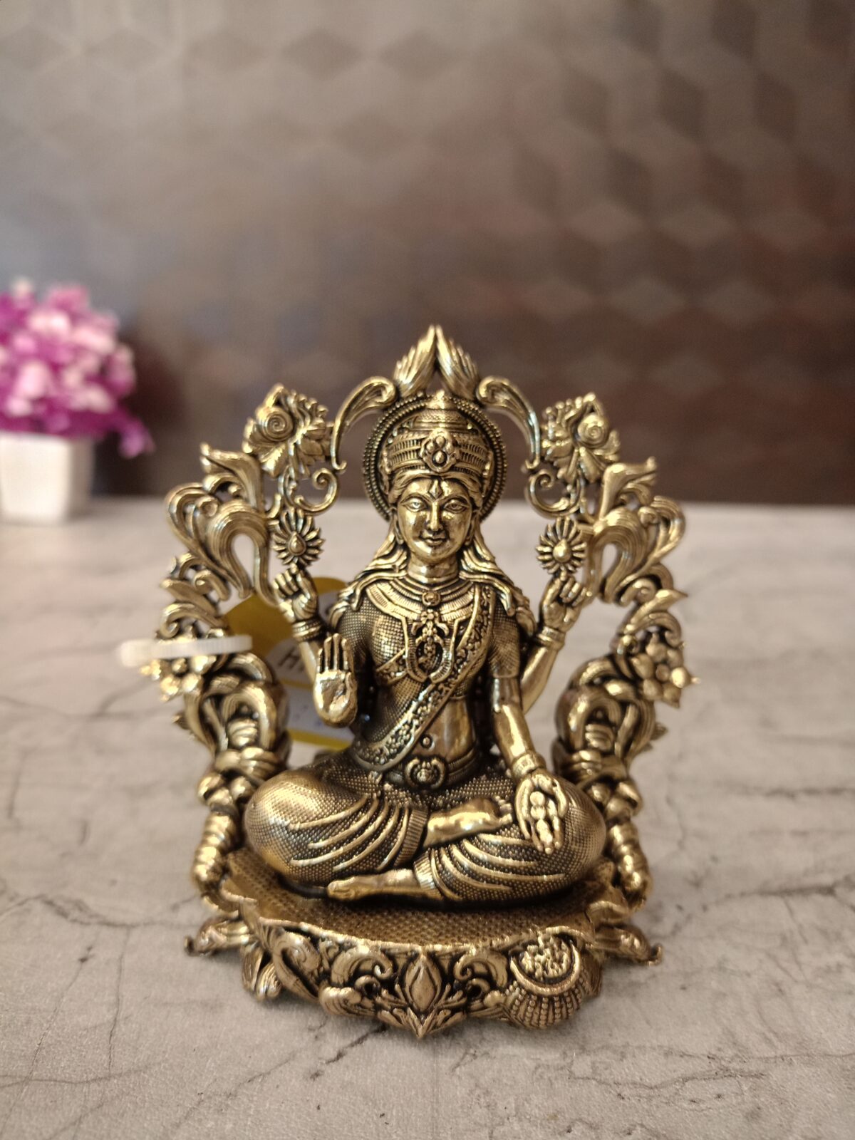 brass fine art arch lakshmi idol pooja gift vgocart coimbatore india3 scaled