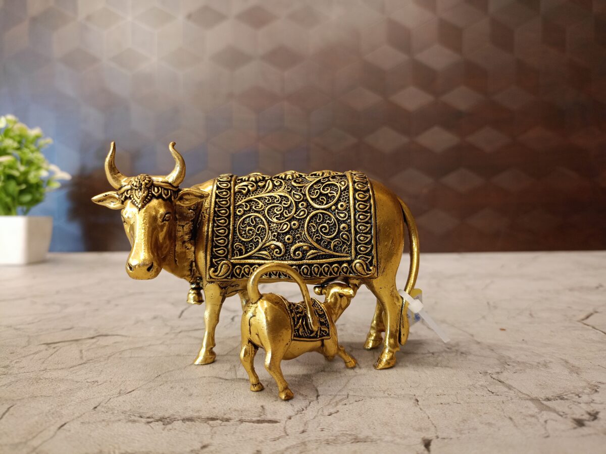 brass fine art cow and calf pooja gift vgocart coimbatore india21 scaled